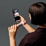 Avec sa CameraJet, Dyson s’attaque à nos dents de façon unique